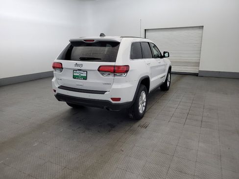 Used 2022 Jeep Grand Cherokee Laredo E AWD/4WD image 9