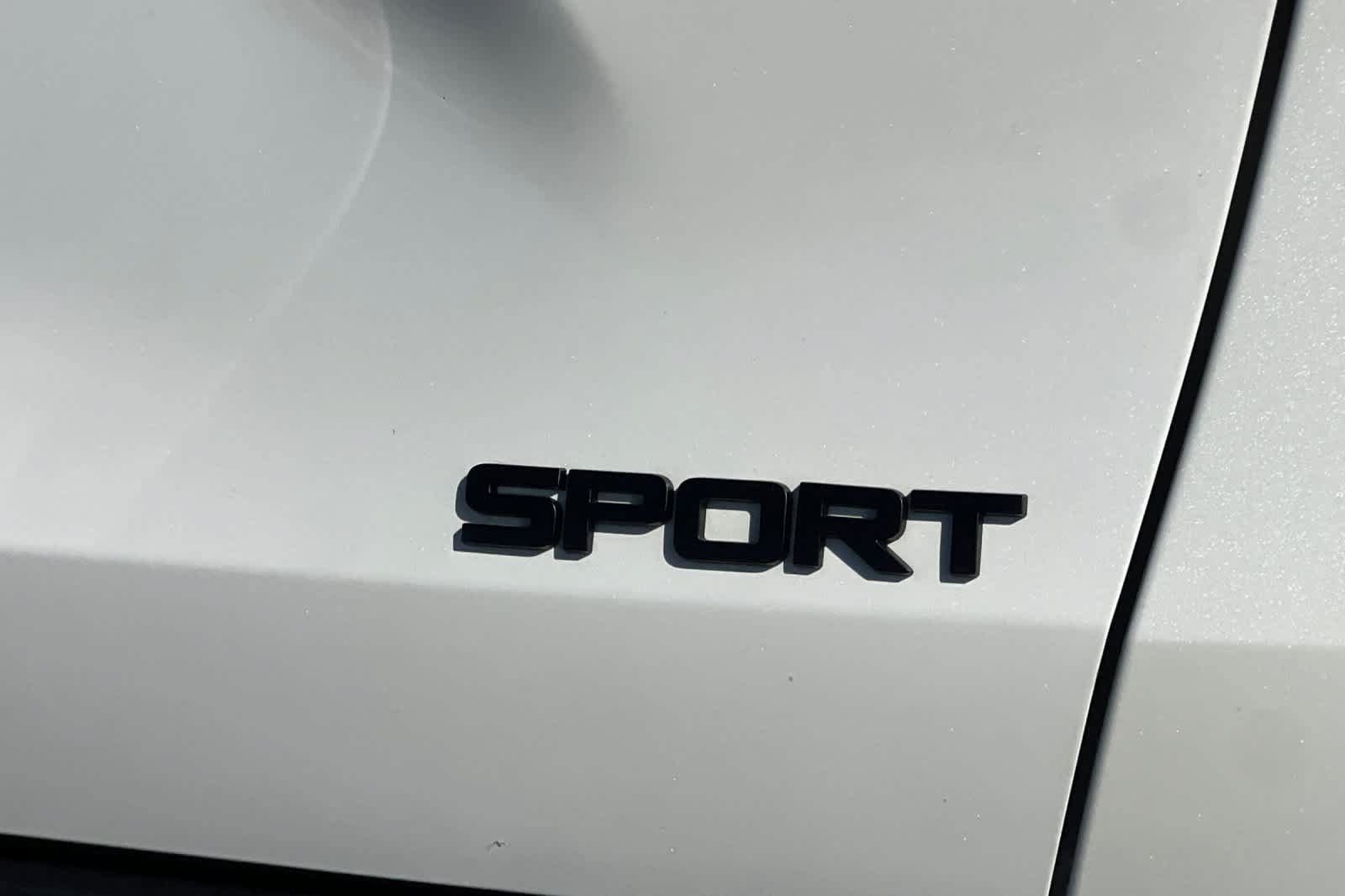Used 2025 Honda HR-V Sport image 31