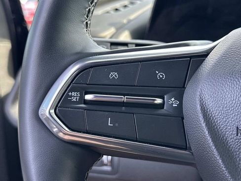 Used 2024 Chevrolet Traverse LS image 16