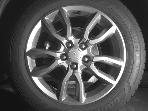 Used 2024 GMC Terrain SLT AWD/4WD image 14