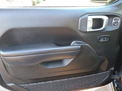 Certified 2022 Jeep Wrangler Unlimited Sport image 10