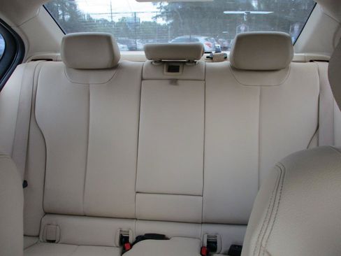 Used 2013 BMW 328i Sedan RWD image 14