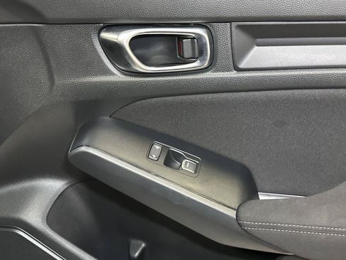 Certified 2025 Honda Civic Sport image 37