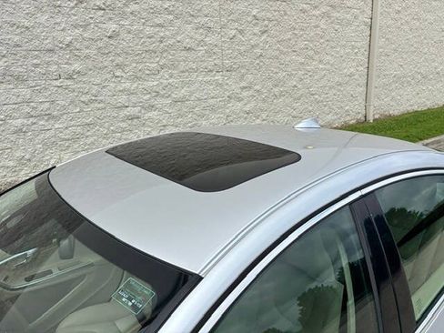 Used 2015 Volvo S60 T5 Platinum FWD image 14