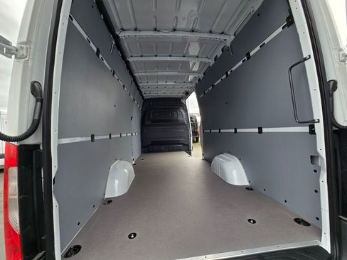 New 2025 Mercedes-Benz Sprinter 2500 image 13
