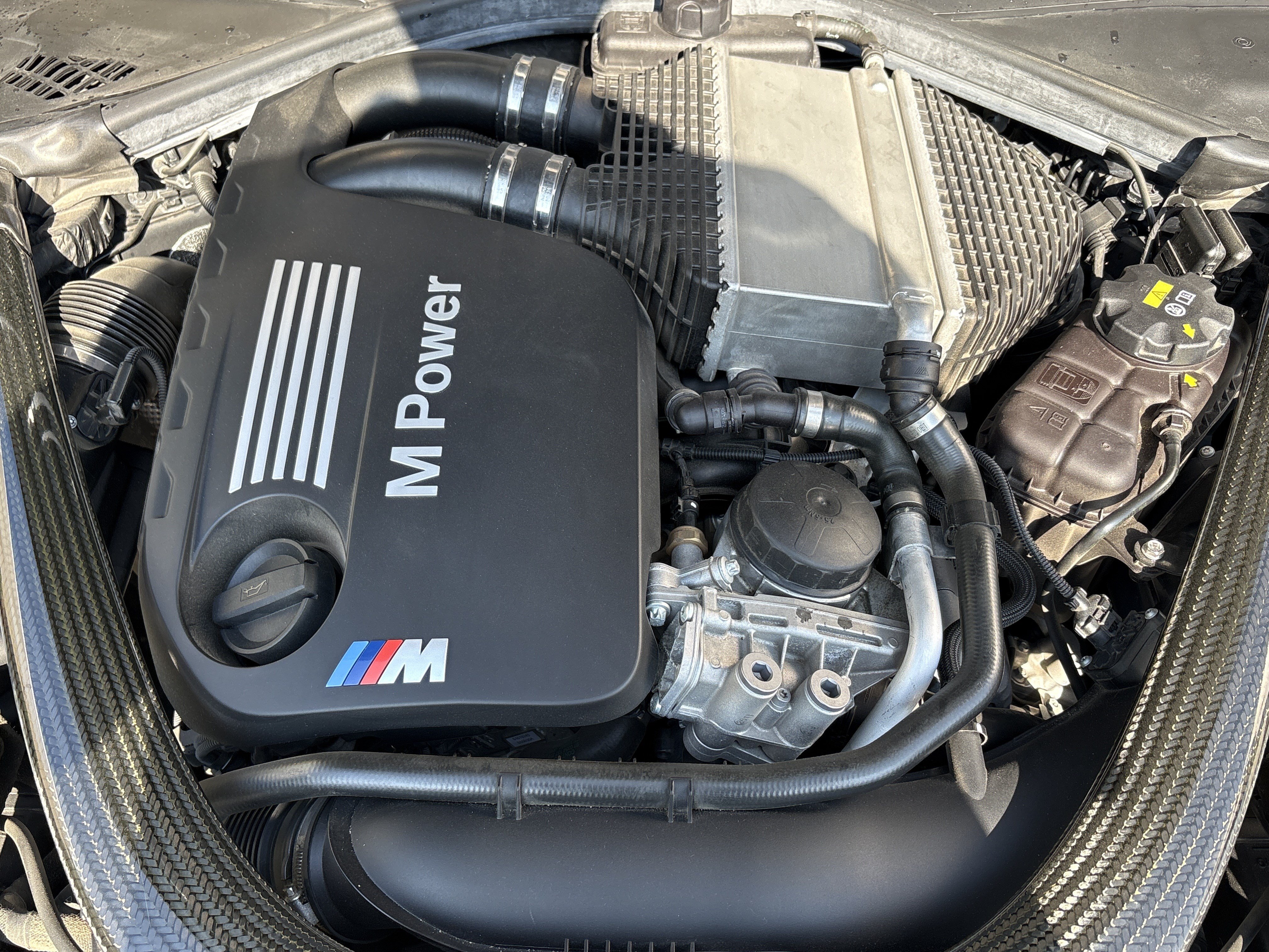 Used 2015 BMW M4 Convertible RWD image 33