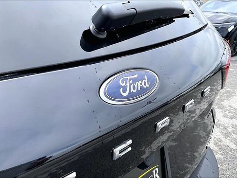 Certified 2025 Ford Escape ST-Line AWD/4WD image 30