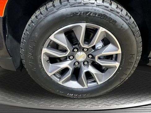 Used 2022 Chevrolet Tahoe LT w/ Luxury Package AWD/4WD image 34