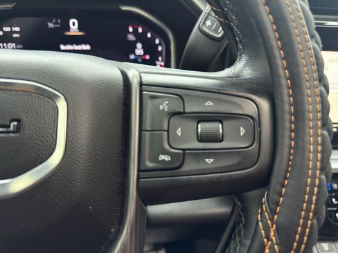 Used 2024 GMC Sierra 2500 Denali Ultimate w/ Max Trailering Package AWD/4WD image 26