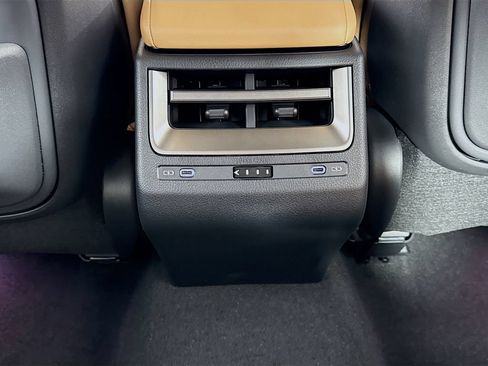 New 2026 Lexus ES 350e FWD image 18