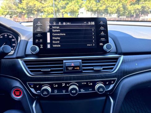 Used 2019 Honda Accord Touring image 36