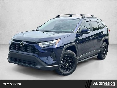 Certified 2025 Toyota RAV4 XLE FWD image 1