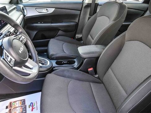 Used 2022 Kia Forte LXS image 16
