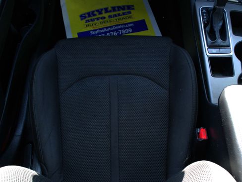 Used 2020 Kia Optima LX image 11