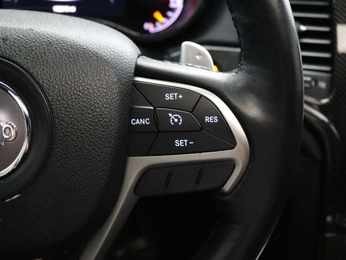 Used 2017 Jeep Grand Cherokee Altitude AWD/4WD image 17
