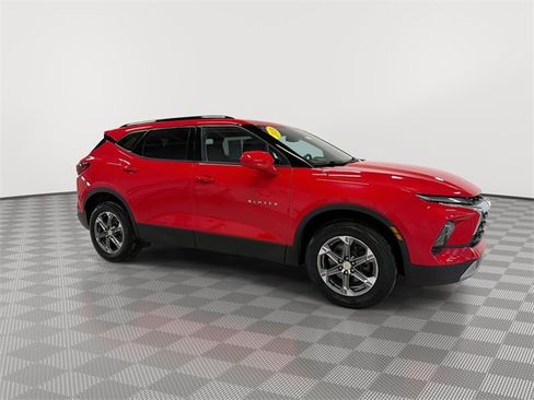 Certified 2024 Chevrolet Blazer LT w/ Convenience Package image 13