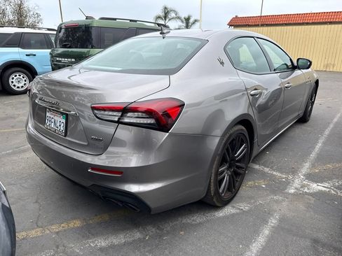 Used 2022 Maserati Ghibli GT RWD image 2