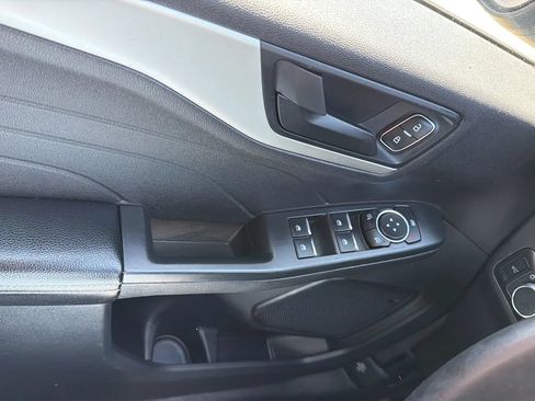 Used 2022 Ford Escape SE w/ Convenience Package AWD/4WD image 22