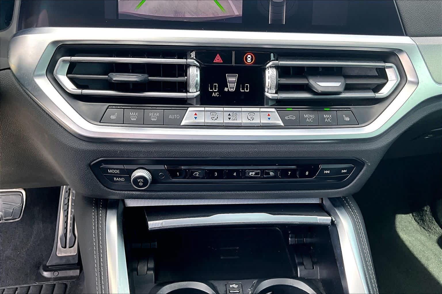 Used 2021 BMW 430i Coupe w/ M Sport Package RWD image 30