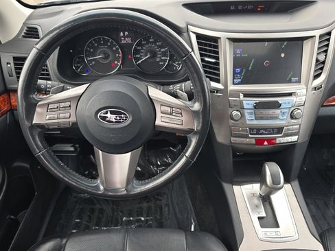 Used 2011 Subaru Outback 2.5i Limited image 14