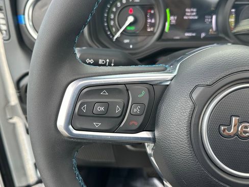 Used 2024 Jeep Wrangler High Altitude AWD/4WD image 24