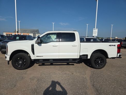 Used 2024 Ford F250 Lariat w/ Lariat Ultimate Package AWD/4WD image 2