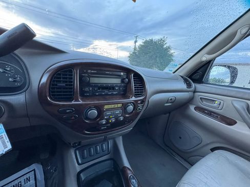 Used 2007 Toyota Sequoia Limited RWD image 21