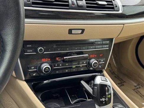 Used 2013 BMW 535i Gran Turismo xDrive image 14