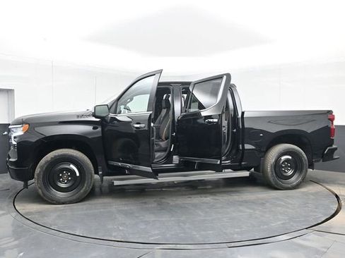 New 2026 Chevrolet Silverado 1500 High Country AWD/4WD image 57