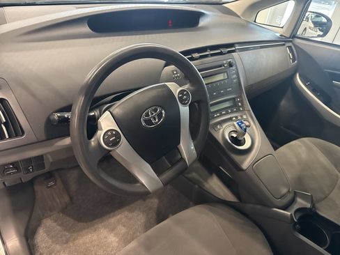 Used 2010 Toyota Prius One image 22