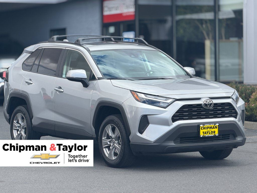 Used 2025 Toyota RAV4 XLE w/ Convenience Package AWD/4WD image 1