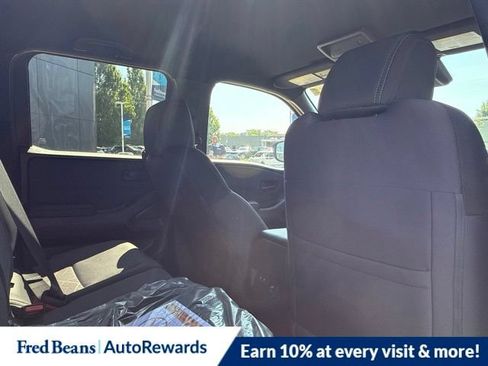 New 2026 Nissan Frontier SV w/ SV Convenience Package AWD/4WD image 15