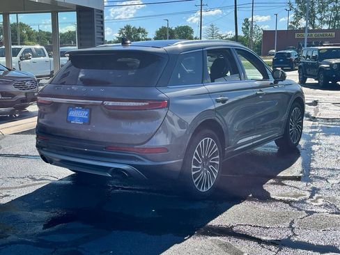Used 2022 Lincoln Corsair Reserve w/ Equipment Group 201A AWD/4WD image 7