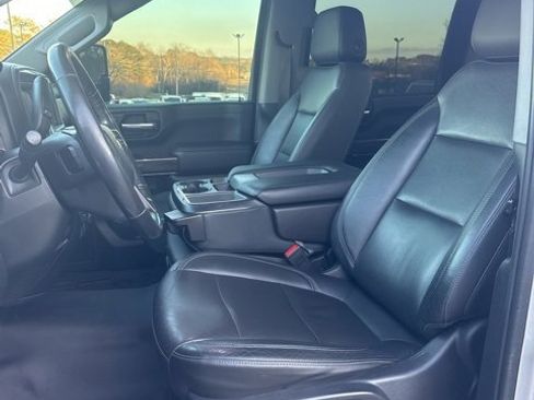 Used 2020 Chevrolet Silverado 2500 LTZ w/ Z71 Off-Road Package image 9