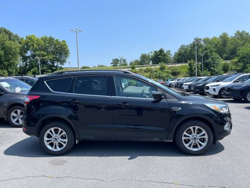 Certified 2018 Ford Escape SEL AWD/4WD image 5