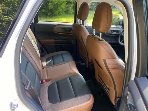 Used 2025 Ford Bronco Sport Outer Banks w/ Outer Banks Tech Package+ AWD/4WD image 35