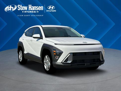 New 2026 Hyundai Kona SE image 12