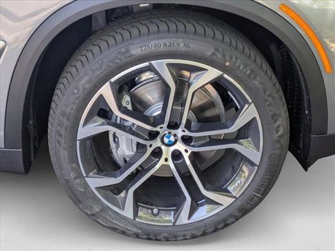 Used 2026 BMW X5 xDrive40i image 10