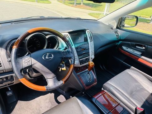 Used 2007 Lexus RX 400h AWD image 17