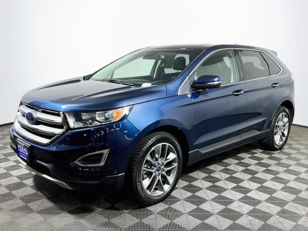 Used 2017 Ford Edge Titanium w/ Equipment Group 302A AWD/4WD image 3