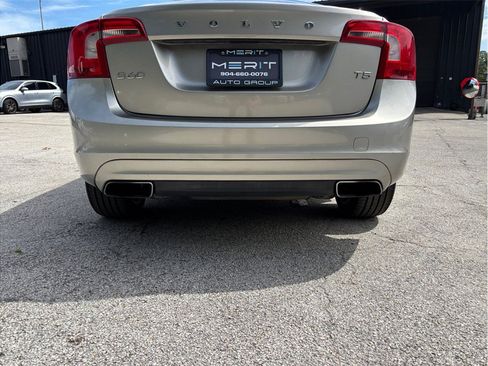 Used 2014 Volvo S60 T5 FWD image 13