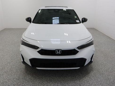 Used 2025 Honda Civic Sport image 3
