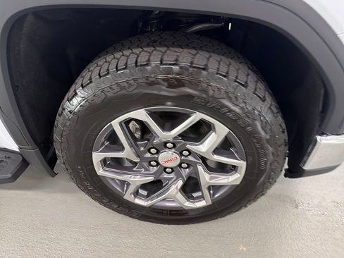 New 2026 GMC Sierra 1500 SLT w/ SLT Premium Plus Package AWD/4WD image 4