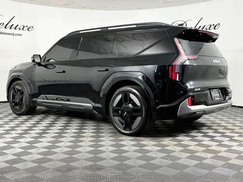 Used 2024 Kia EV9 GT-Line AWD/4WD image 4