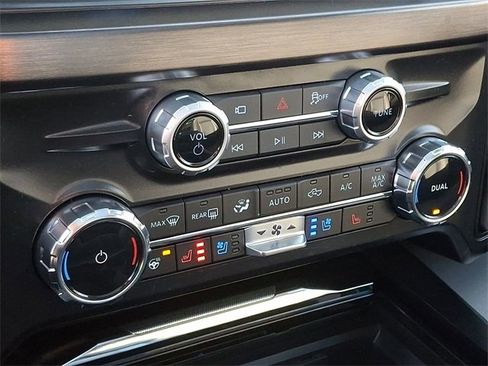 New 2026 Ford F250 Lariat w/ Black Appearance Package image 11