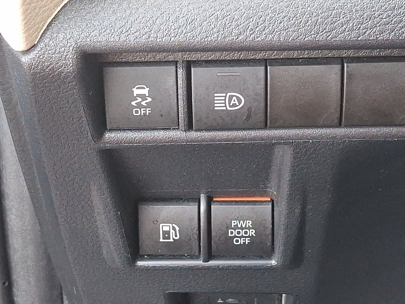 Used 2021 Toyota Sienna XLE AWD/4WD image 28