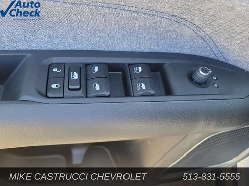 Used 2025 Jeep Compass Latitude AWD/4WD image 25