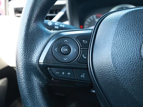 Used 2022 Toyota Corolla LE FWD image 13