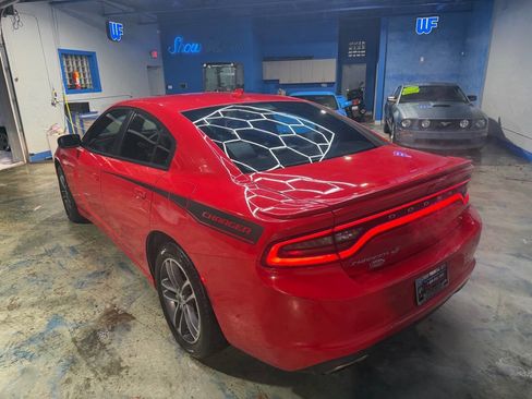 Used 2019 Dodge Charger SXT w/ Plus Group image 11