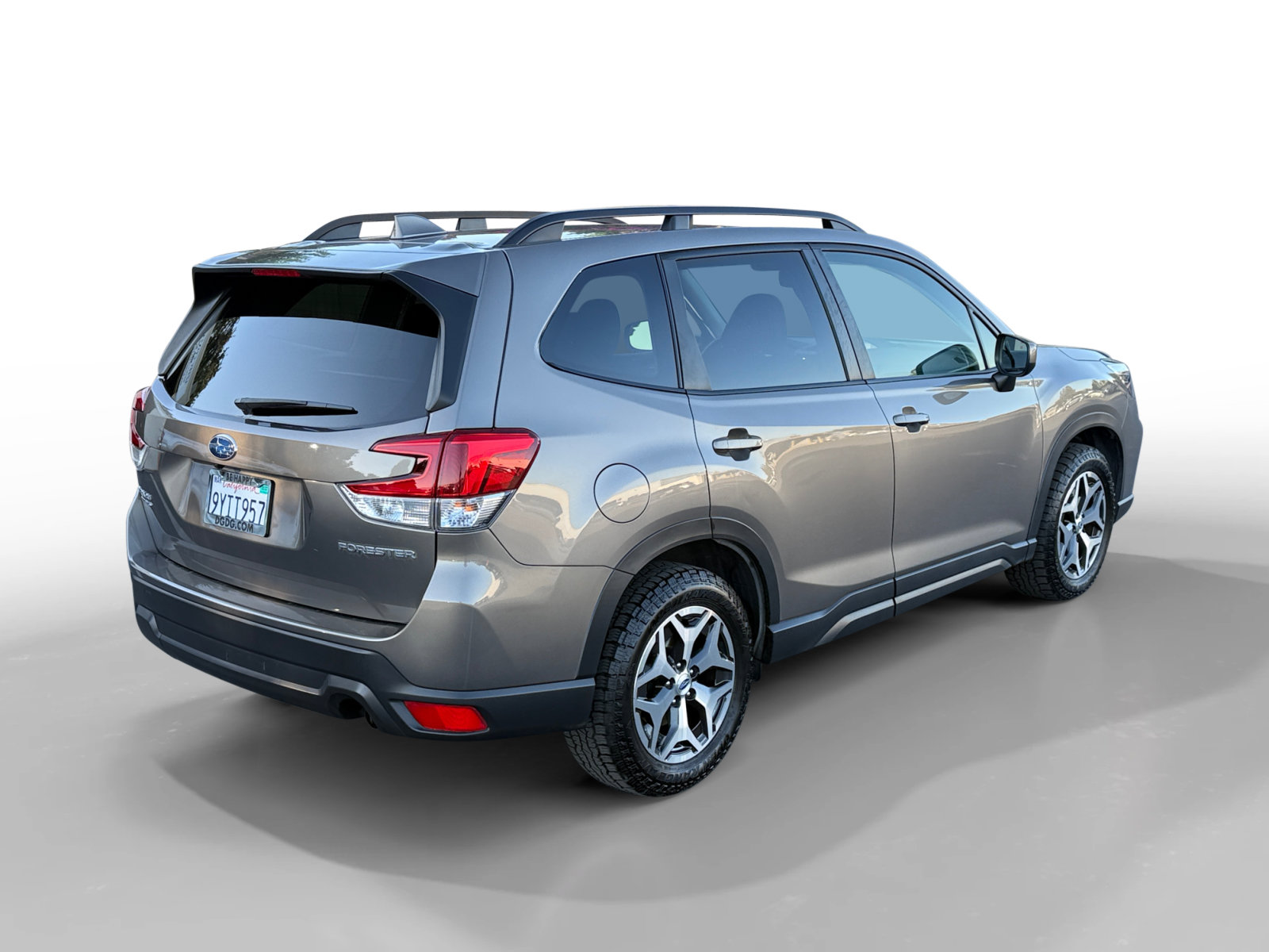 Used 2021 Subaru Forester Premium AWD/4WD image 5